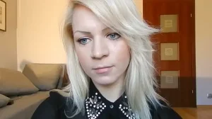 Jesika 22 Yr Old Blonde Non-Nude SFW Webcam